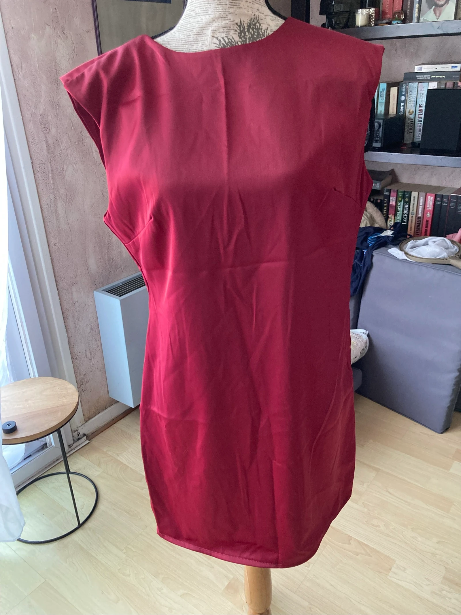 Très jolie robe de soirée taille 40